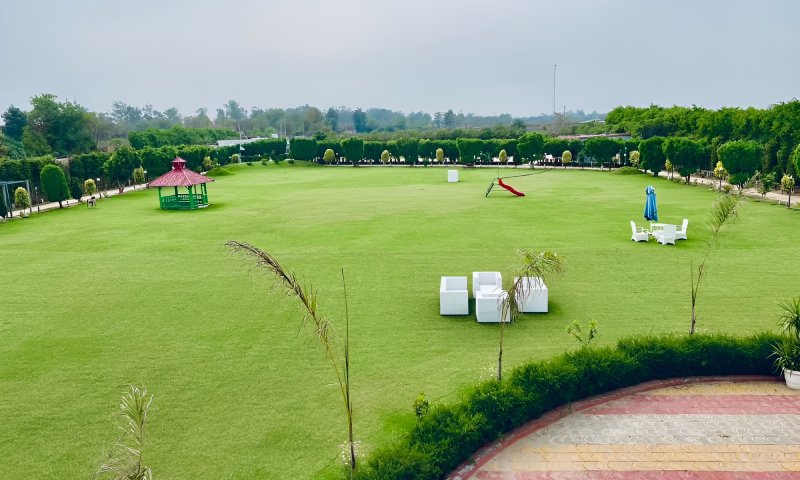 Hills Luxury Resort Gurgaon Gallery Image 14
