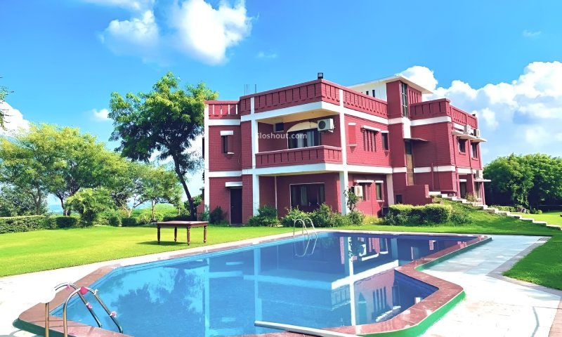 Hills Luxury Resort Gurgaon Gallery Image 17